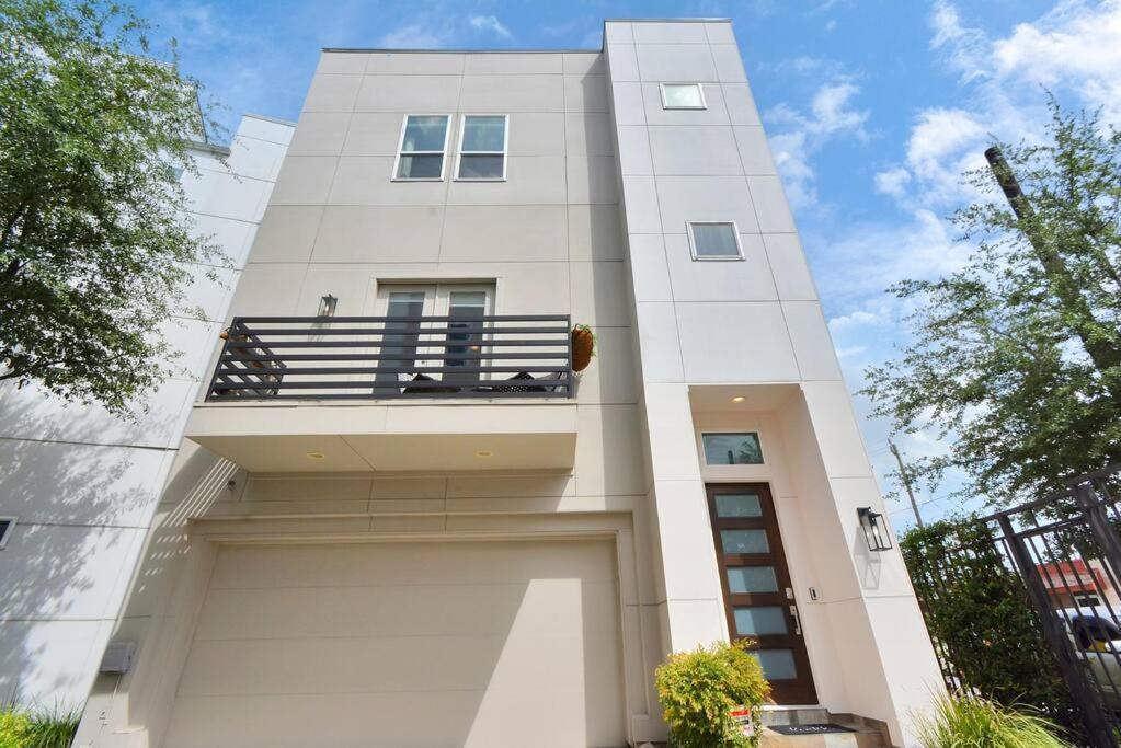 Villa Casa Labella - Downtown Skyline Views - Sleeps 10 Houston Exterior foto